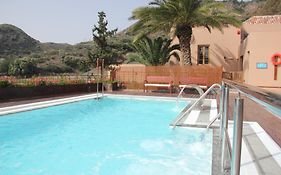 Hotel Rural El Mondalon